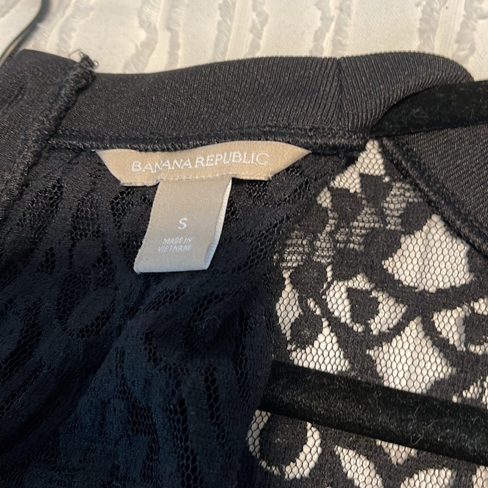 EUC Banana Republic Lace Cardigan - small - Picture 7 of 9